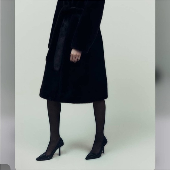 NWOT. Zara Black High Heel Pumps with Rhinestones. Size 6,5/Eu 37. - Picture 6 of 7